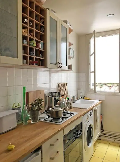 A Haven Of Peace In Pigalle *